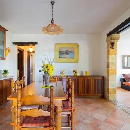 Holiday home Maresole By Barbarhouse *